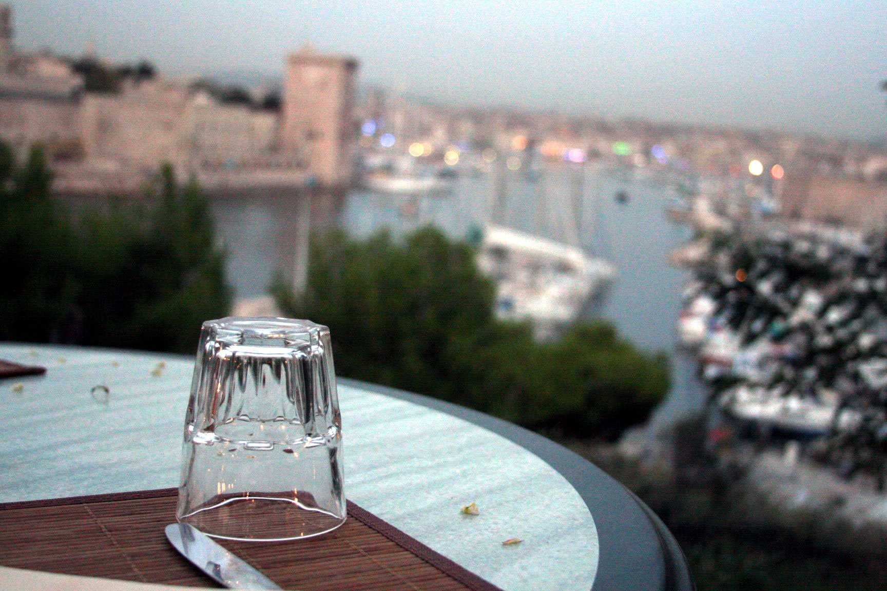 L'heure-bleu-marseilles