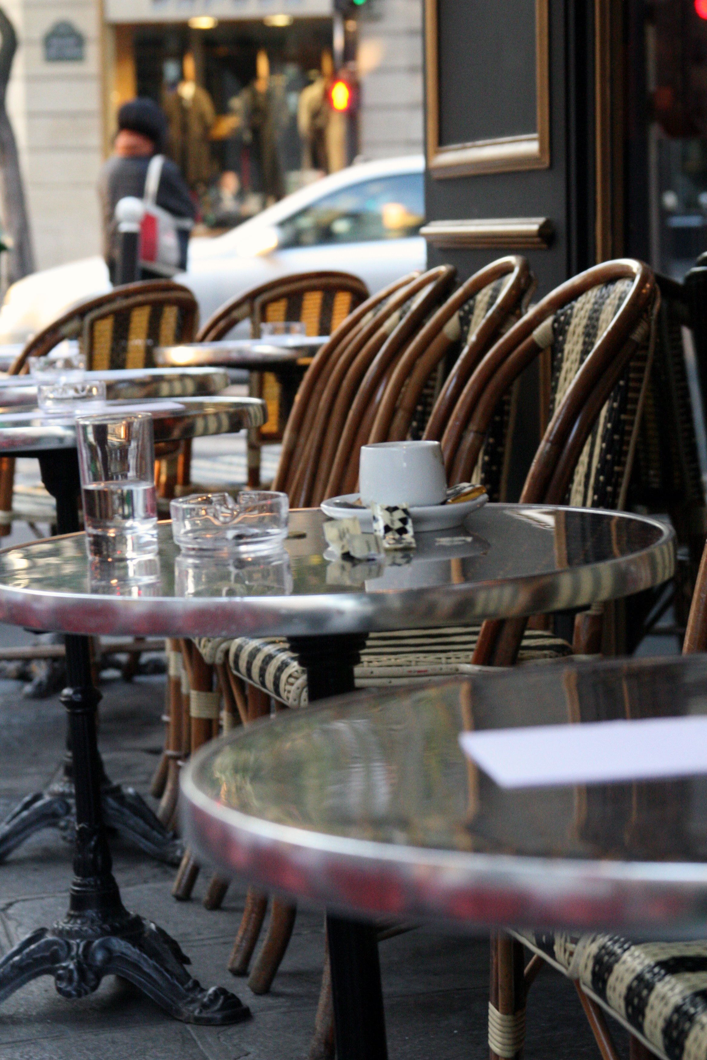 French-cafe-paris