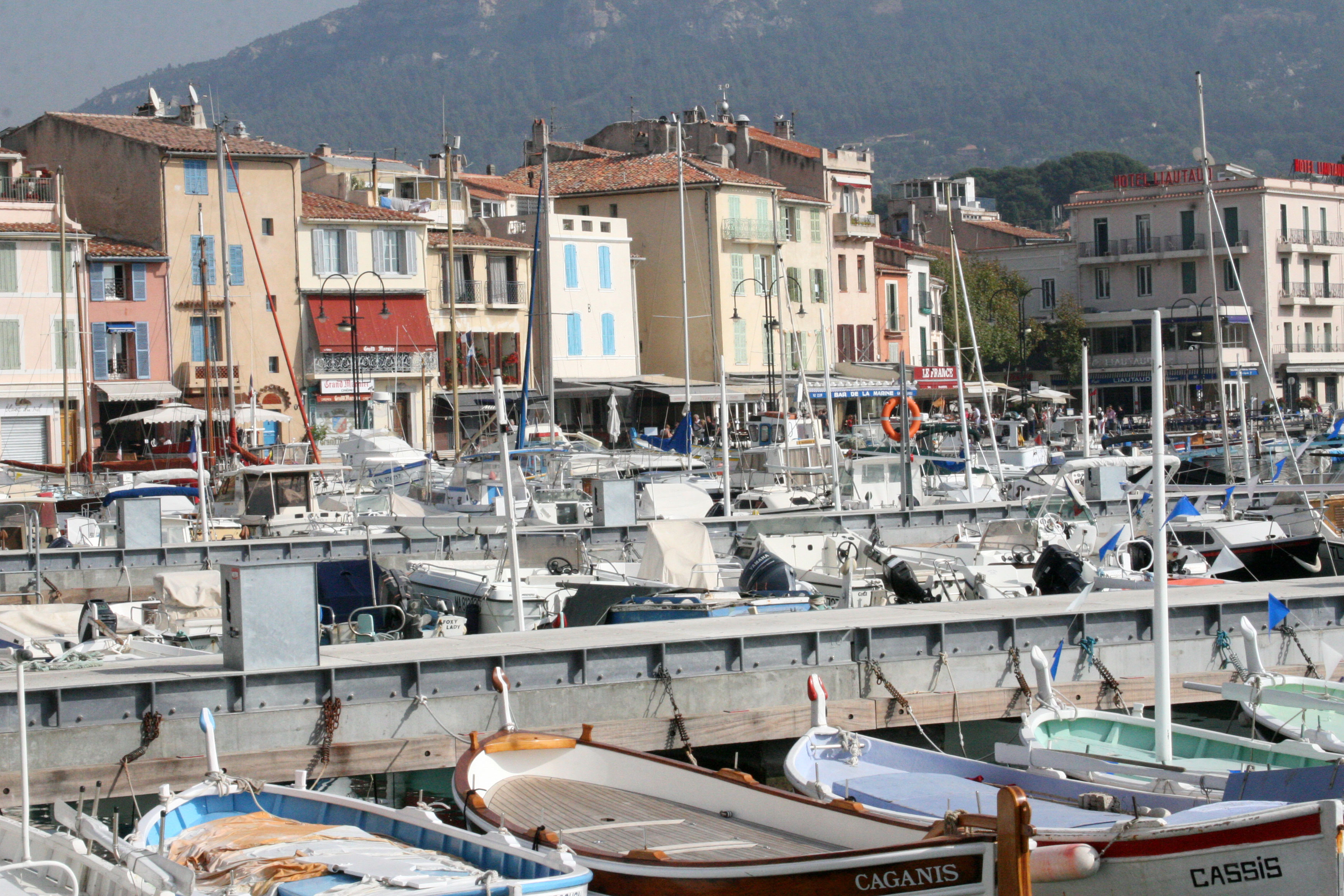 Colors-of-provence-cassis
