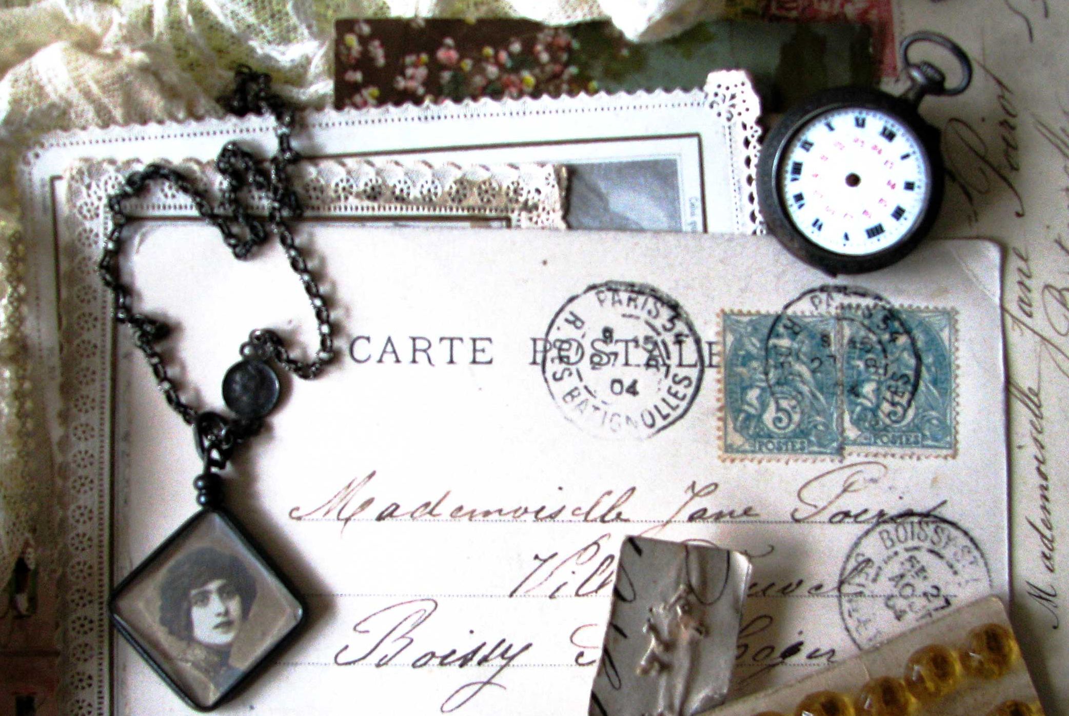 Locket-on-postcard-coreyama