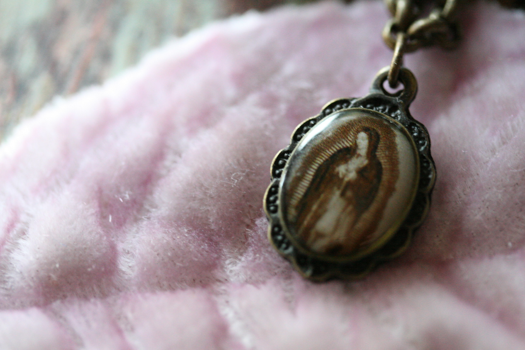 relgious medal Mary relgious medal Mary