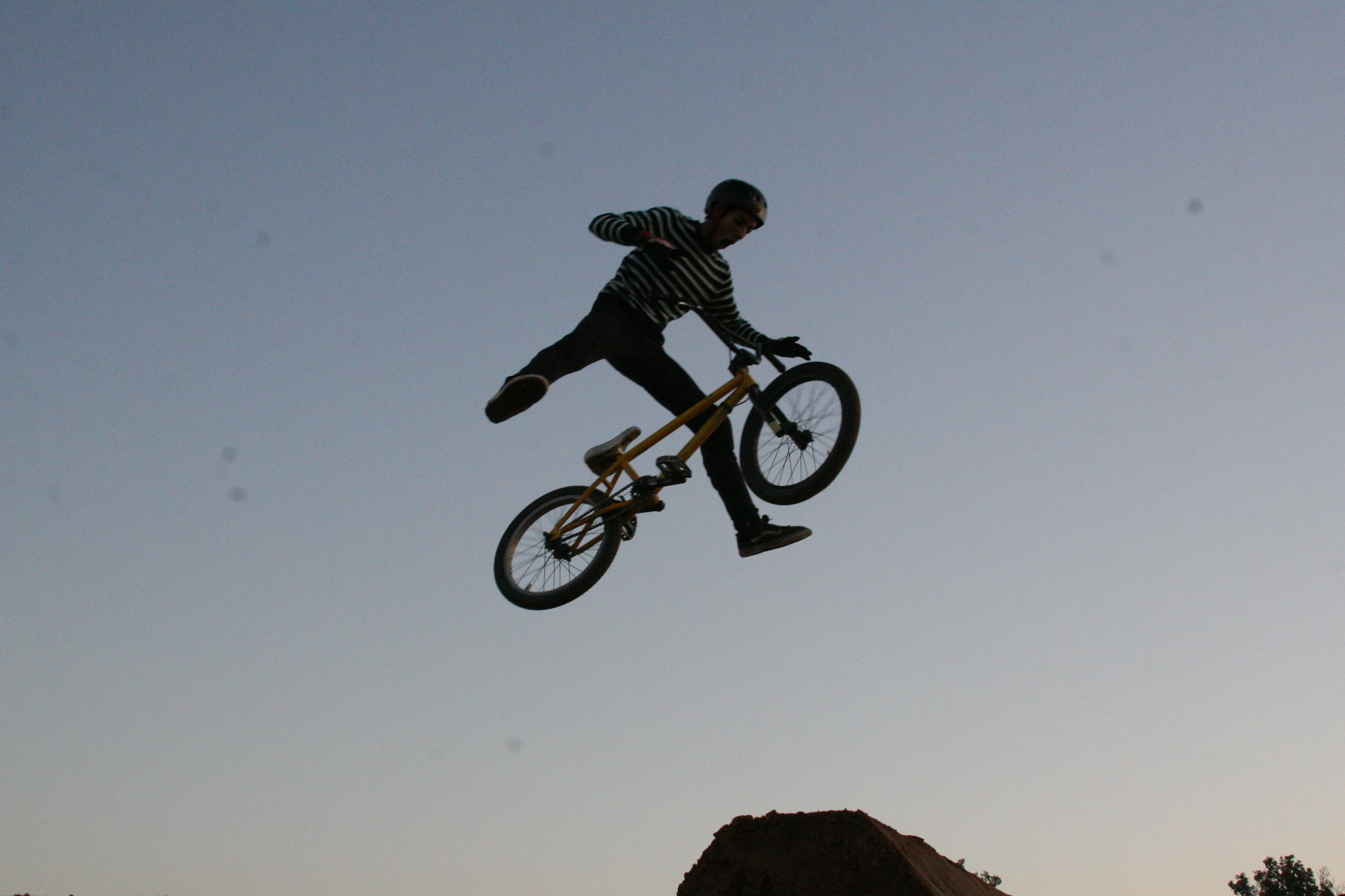 Trick jump BMX Trick jump BMX