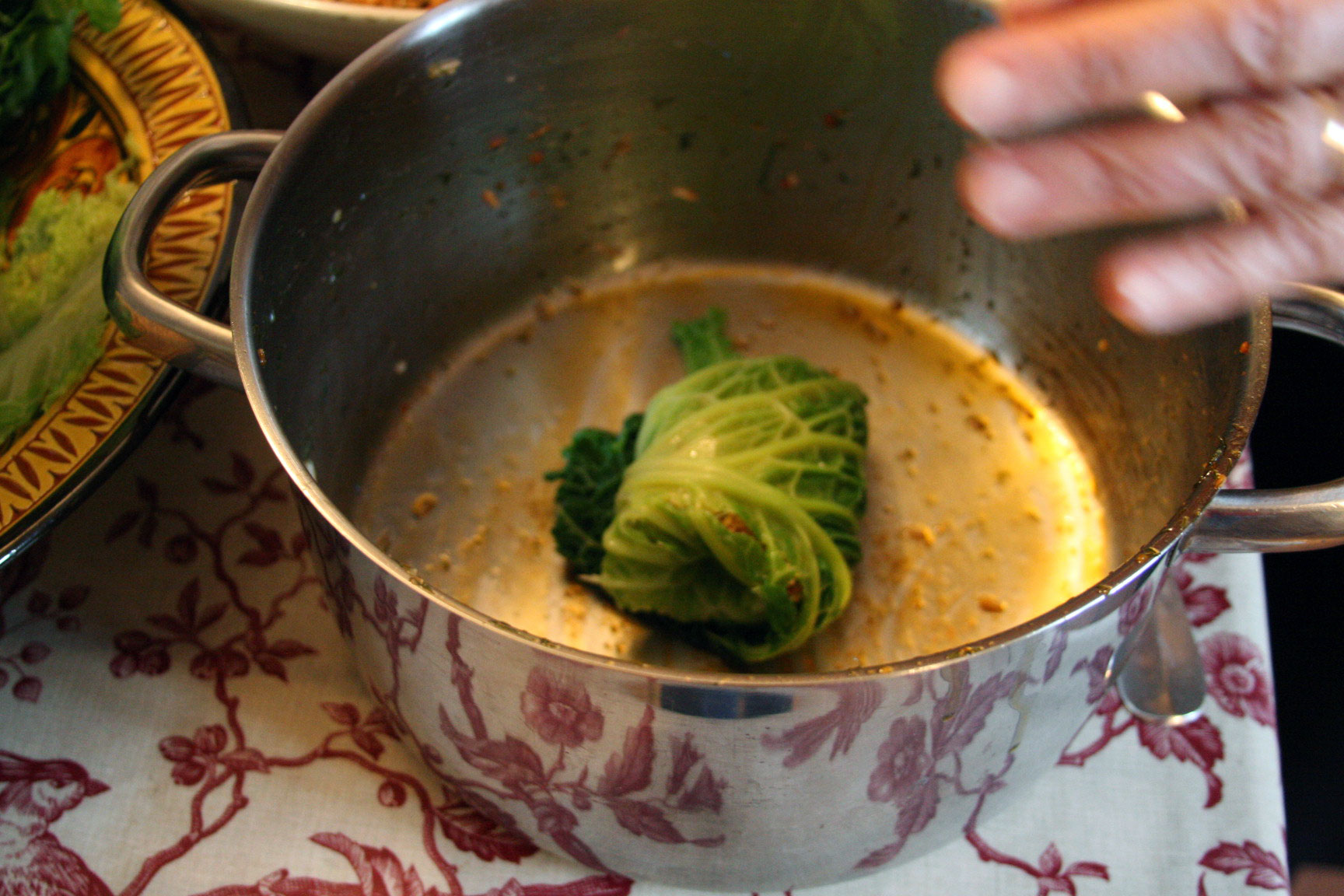 Stuffed-cabbage-pan