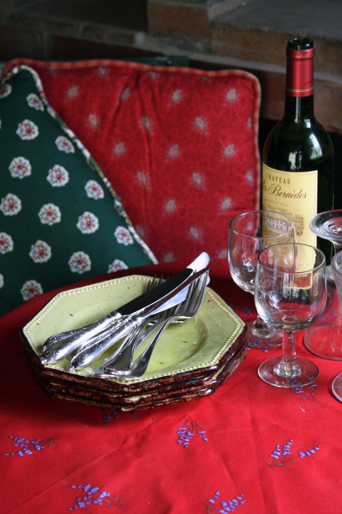 Provence style table setting