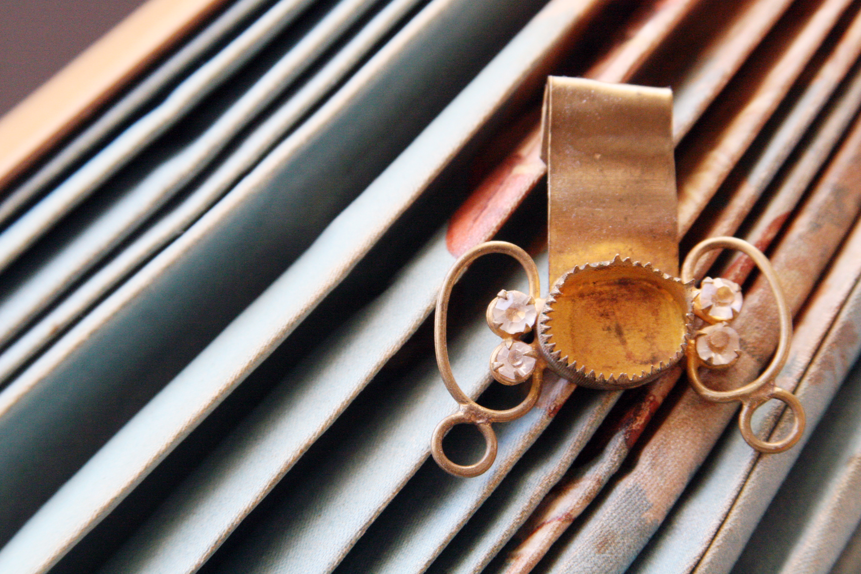 Vintage piece of jewelry Vintage piece of jewelry