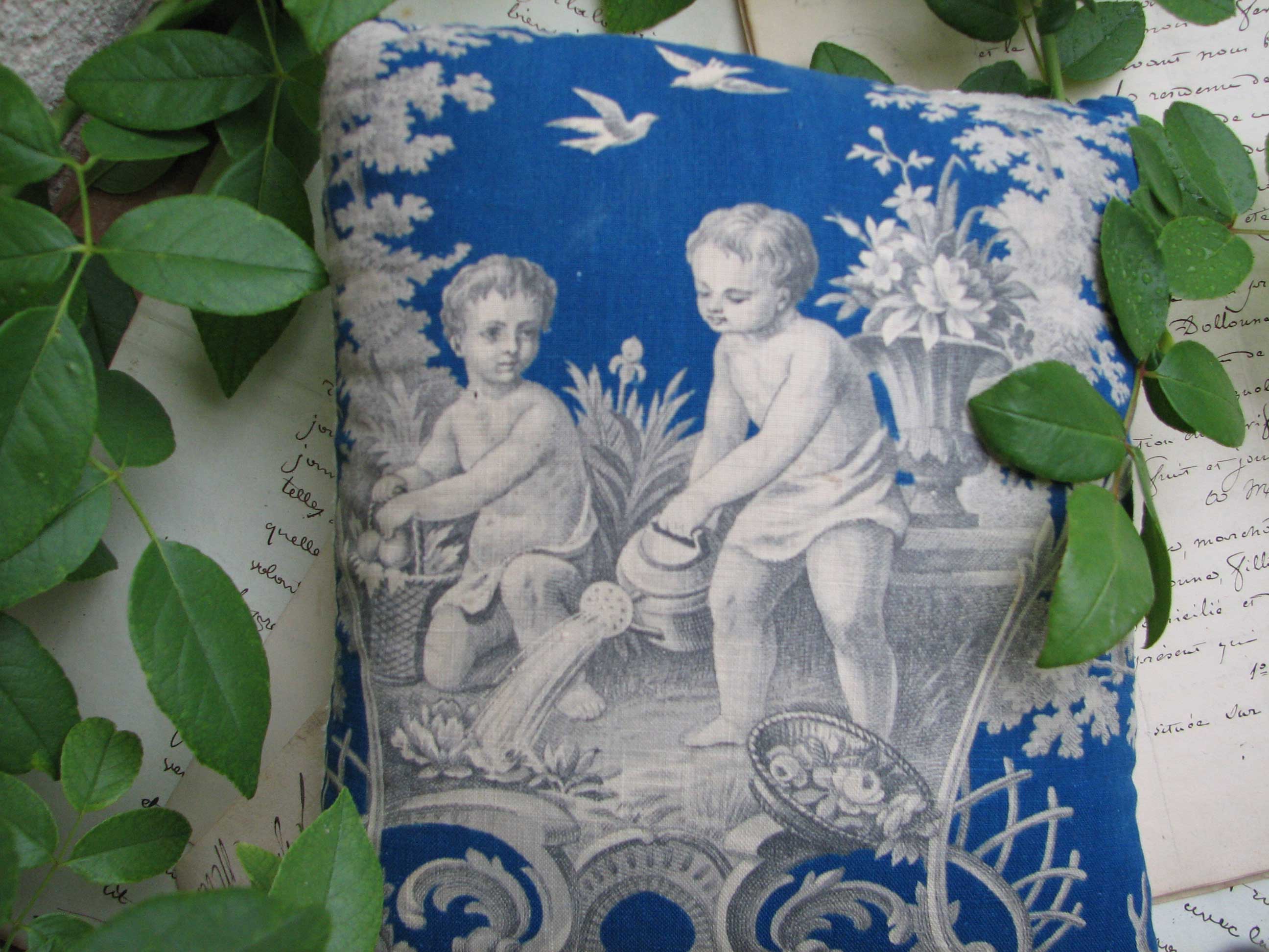 French-Lavendar-cushions-co