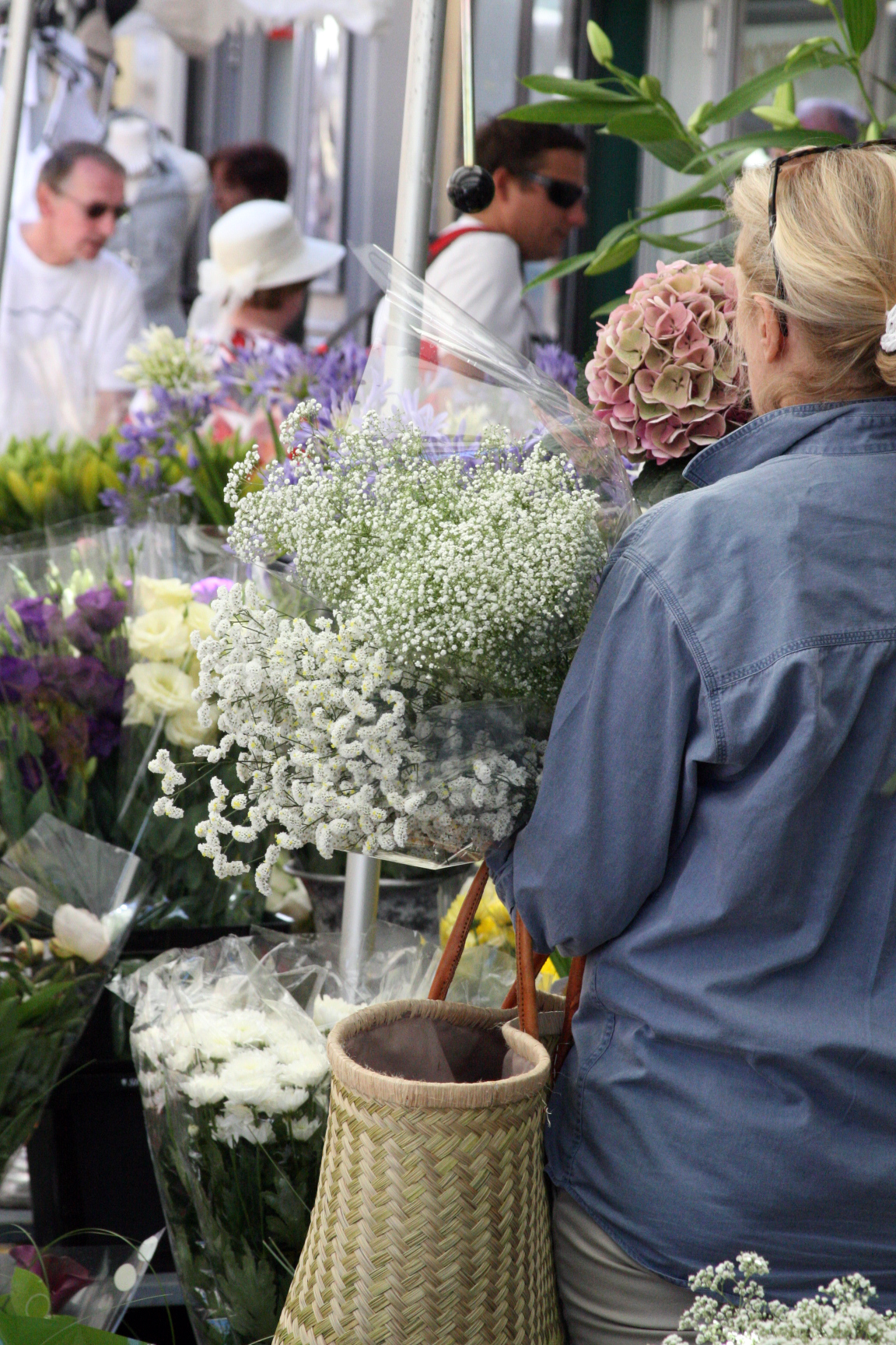 Open market flowers Open market flowers