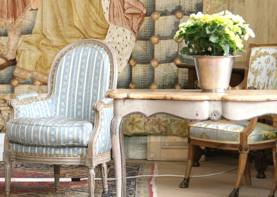 Frenh antique armchair Tholonet