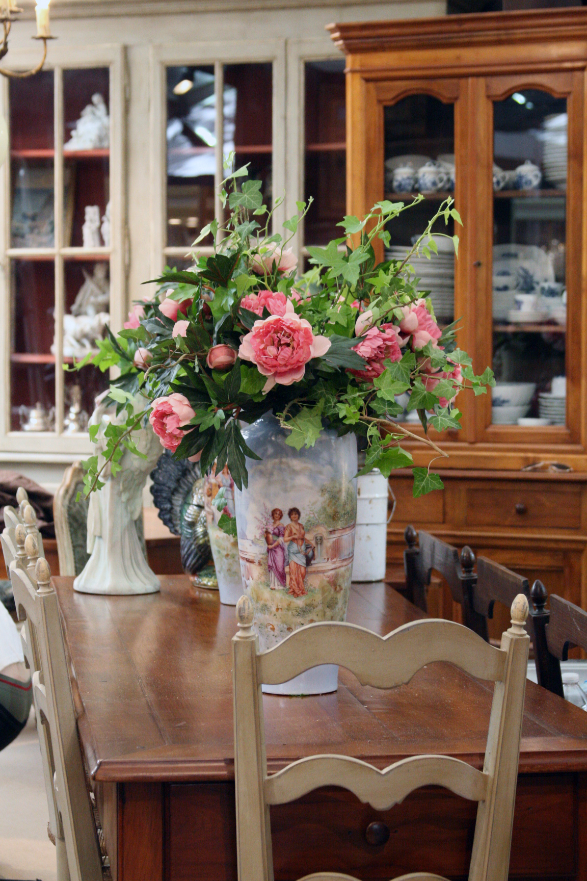 Provencal antiques at Tholonet