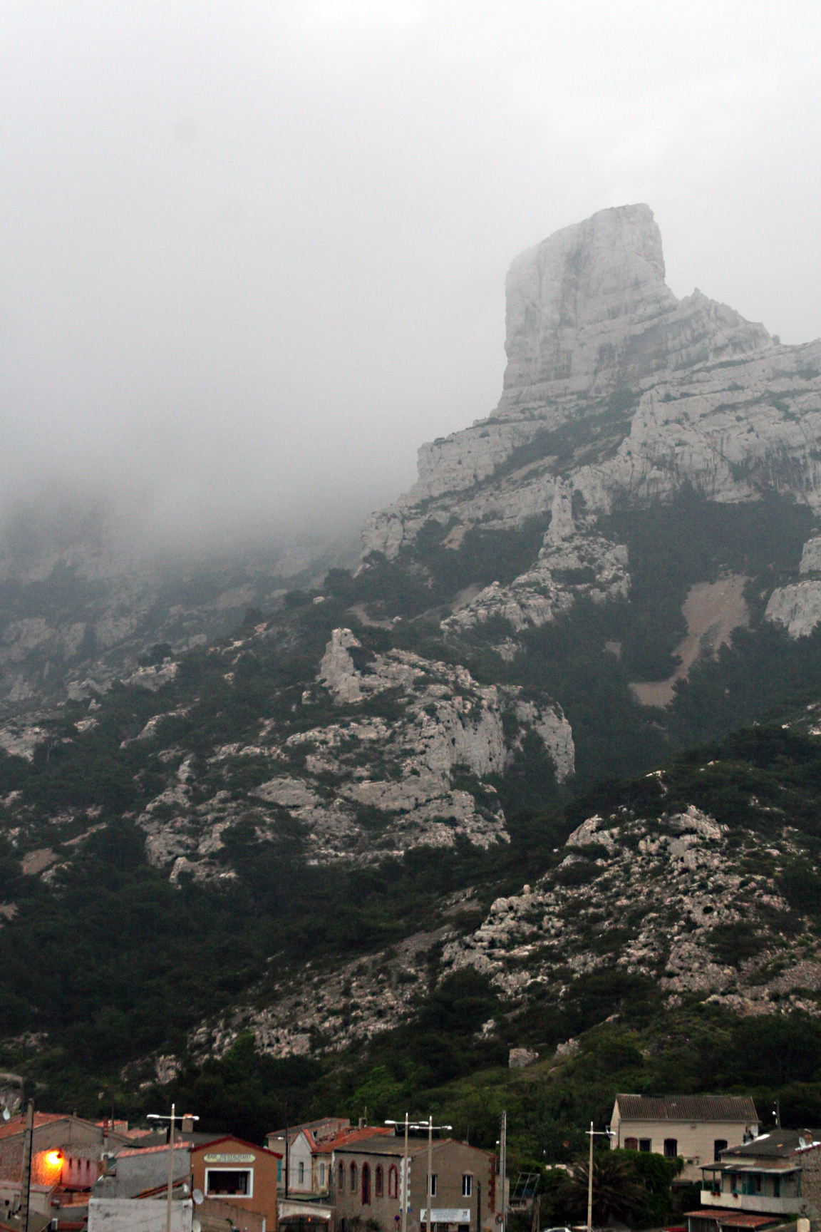 Marseille restaurant la grotte