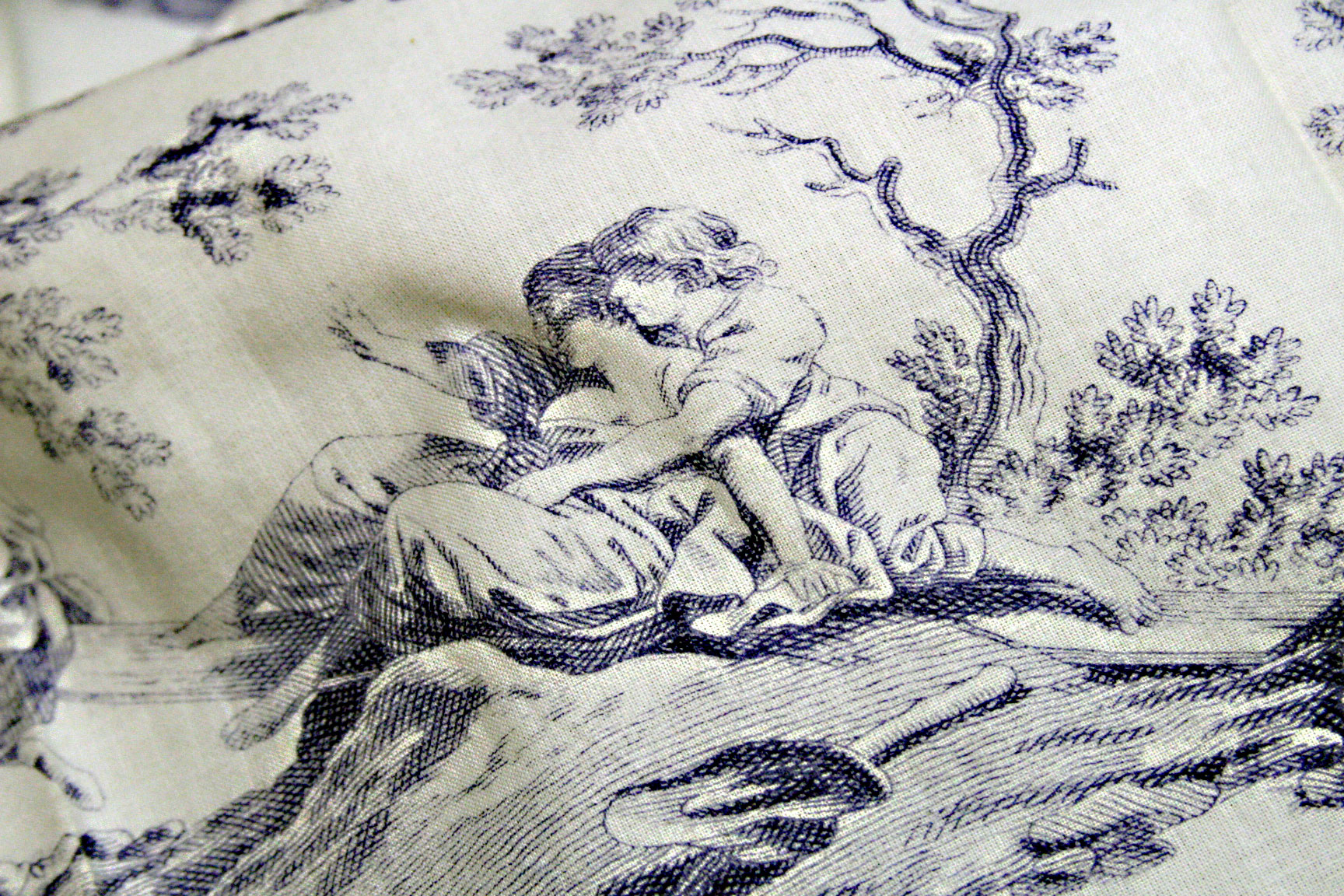 French-toile-romantic Toile de Jouy