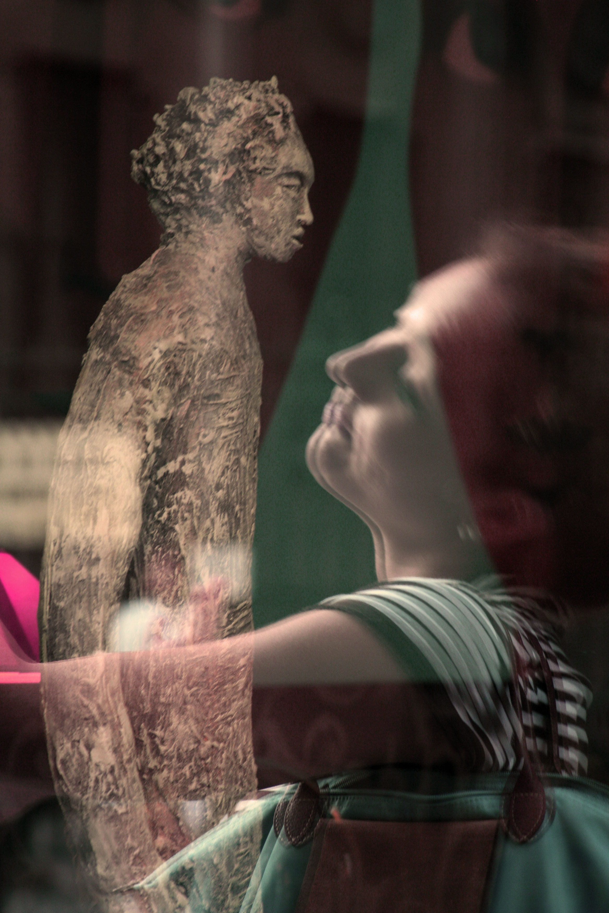 PARIS-REFLECTION-glass