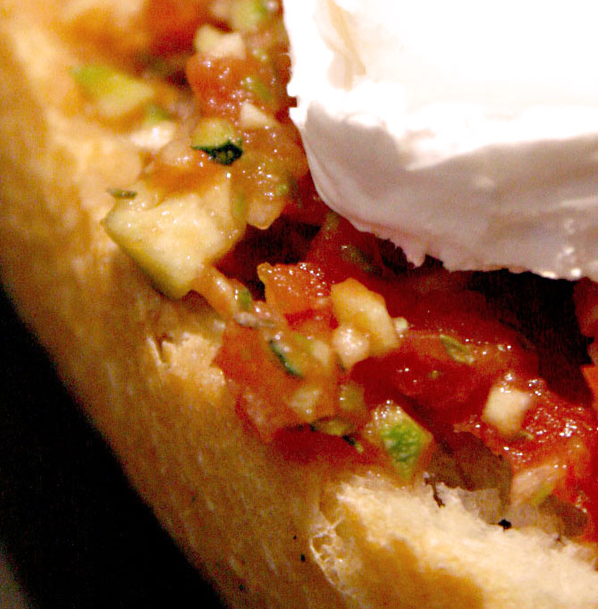 Pizza-bread-goat-cheese-t