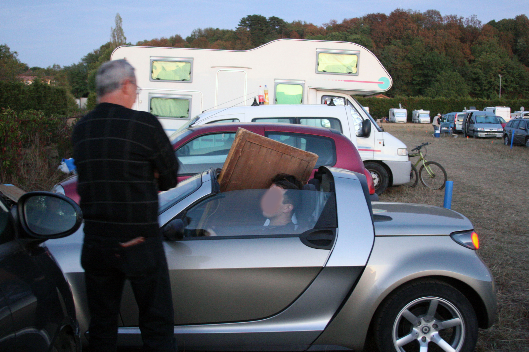 Small car big mirror