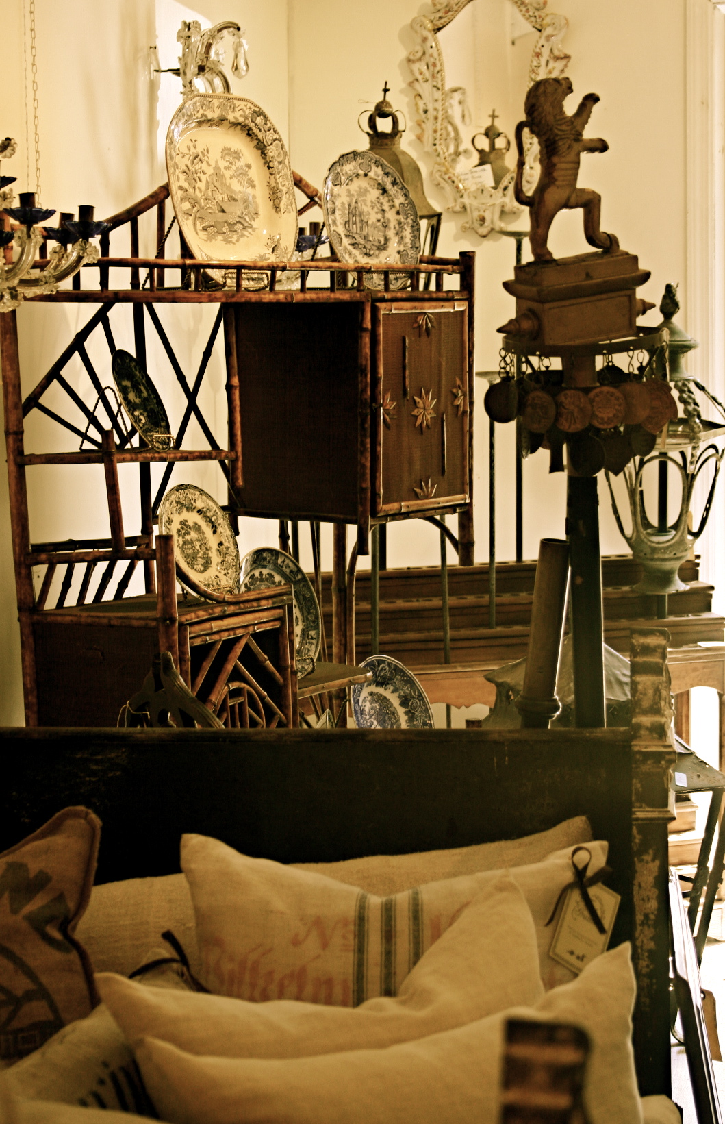 The Side Door antiques