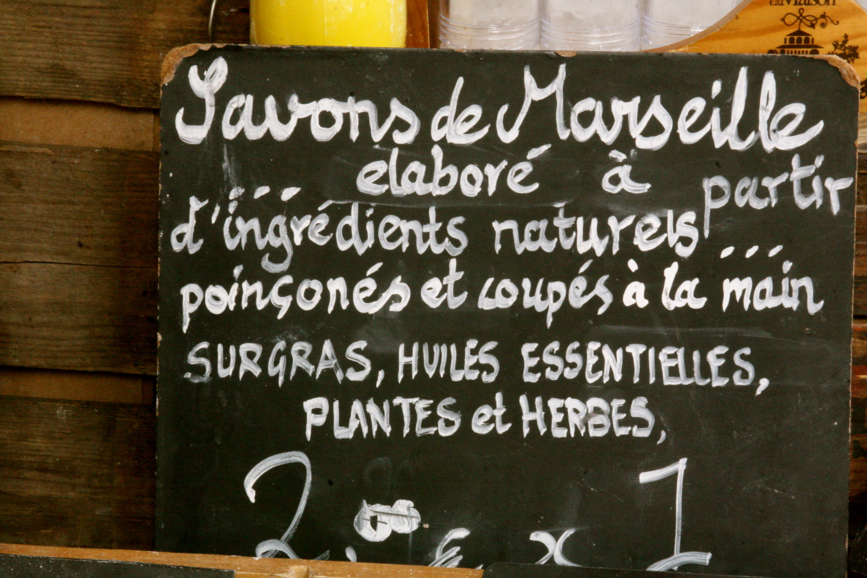 chalkboard sign in French