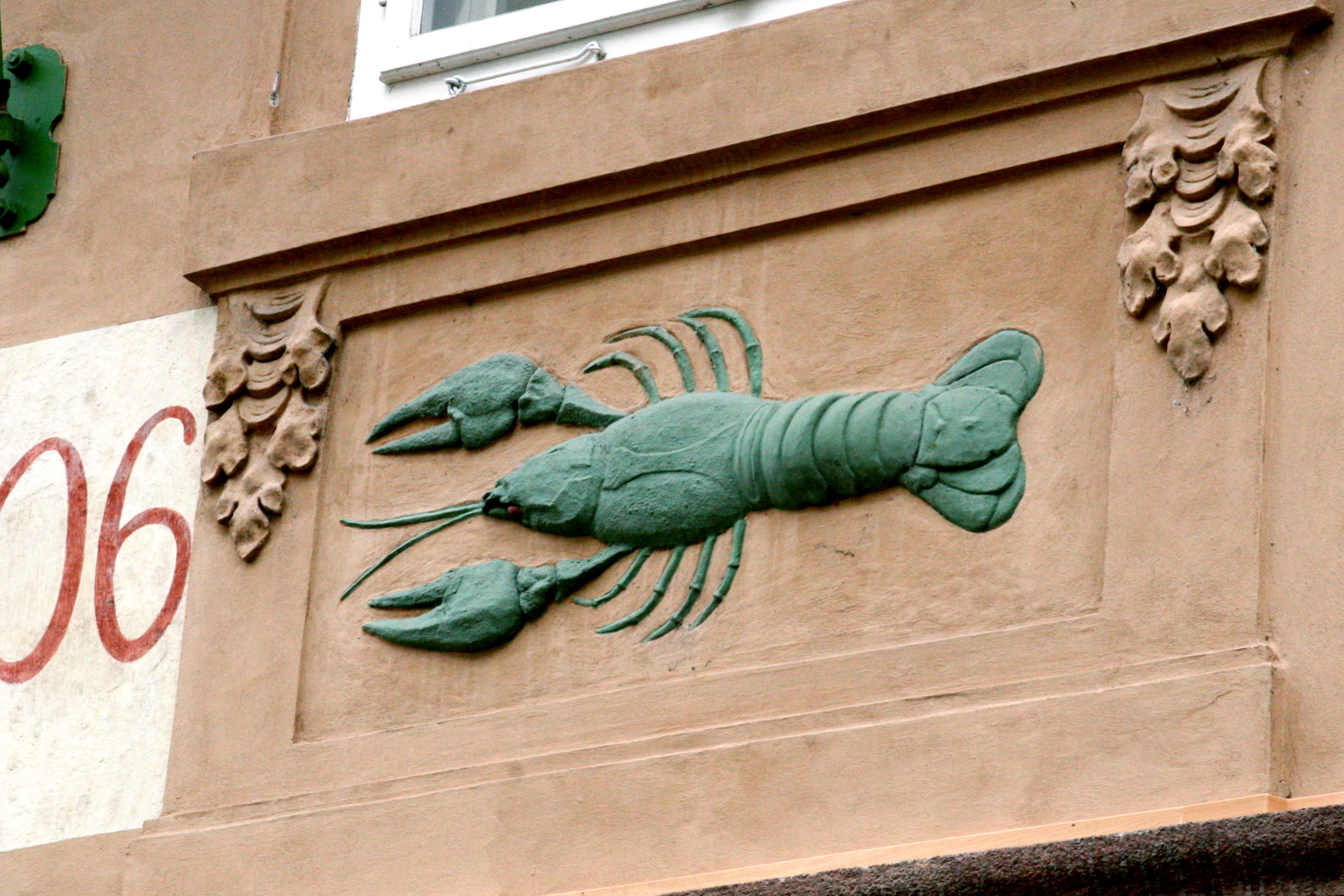 lobster door frame Prague lobster door frame Prague