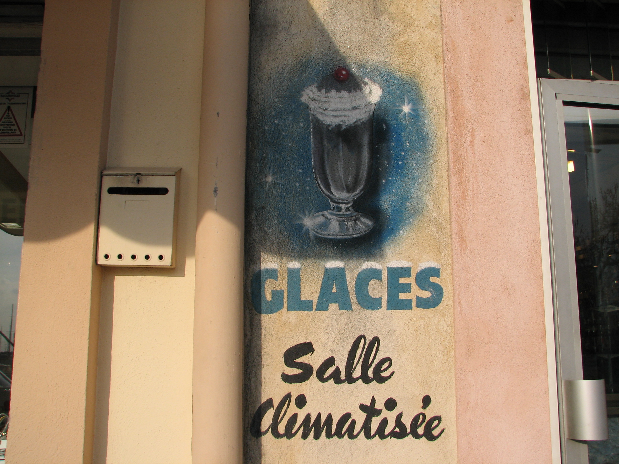 glaces salle climatisee glaces salle climatisee
