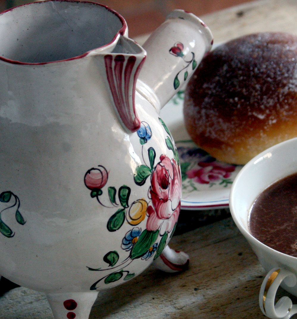 Breakfast-with-chocolate