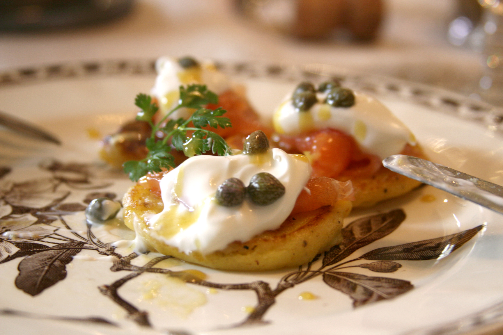Blinis-salmon-honey-mustard