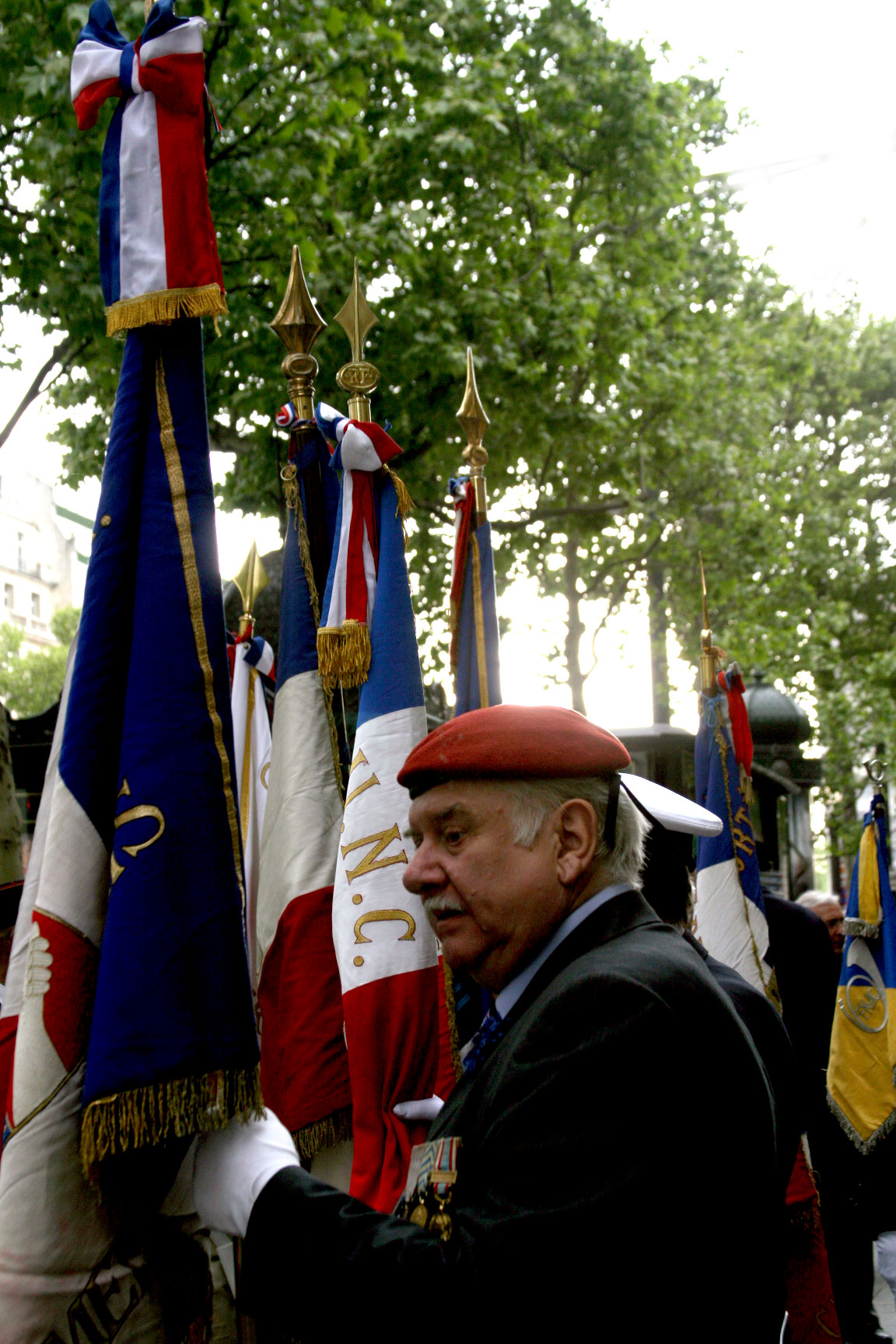 Red-beret-paris veteran's day in paris