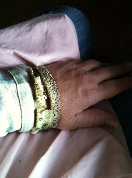 Lace cuff