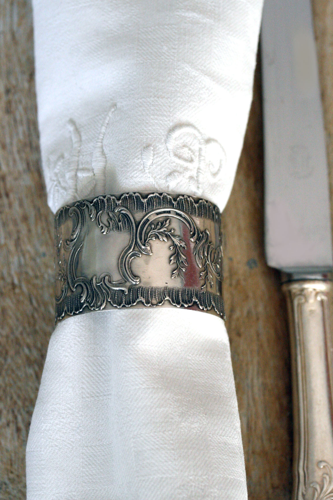 Silver-napkin-ring