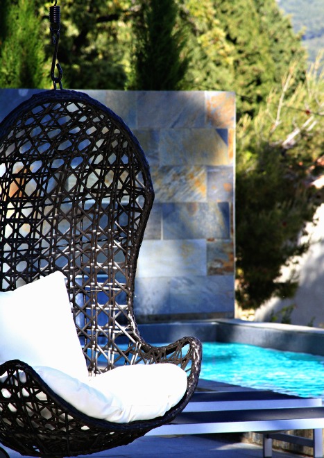 Tour de France poolside