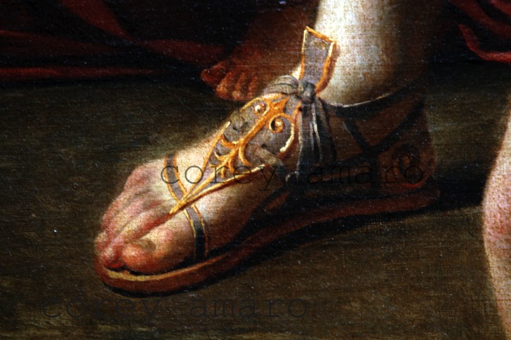 Cool sandal in the louvre