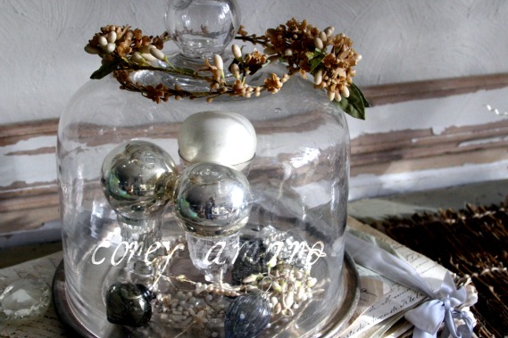 French antique Cloche