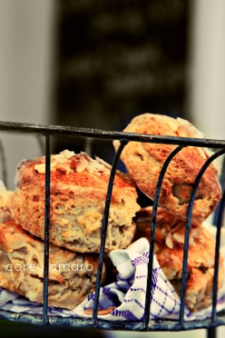 Scones, ireland, tea