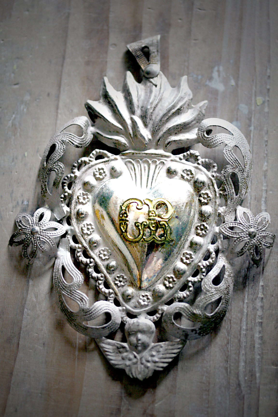 Antique-heart-ex-voto