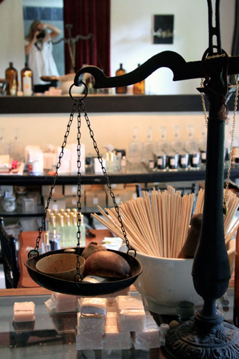 Coqui-coqui-perfume-from-mexico Coqui-coqui-perfume-from-mexico