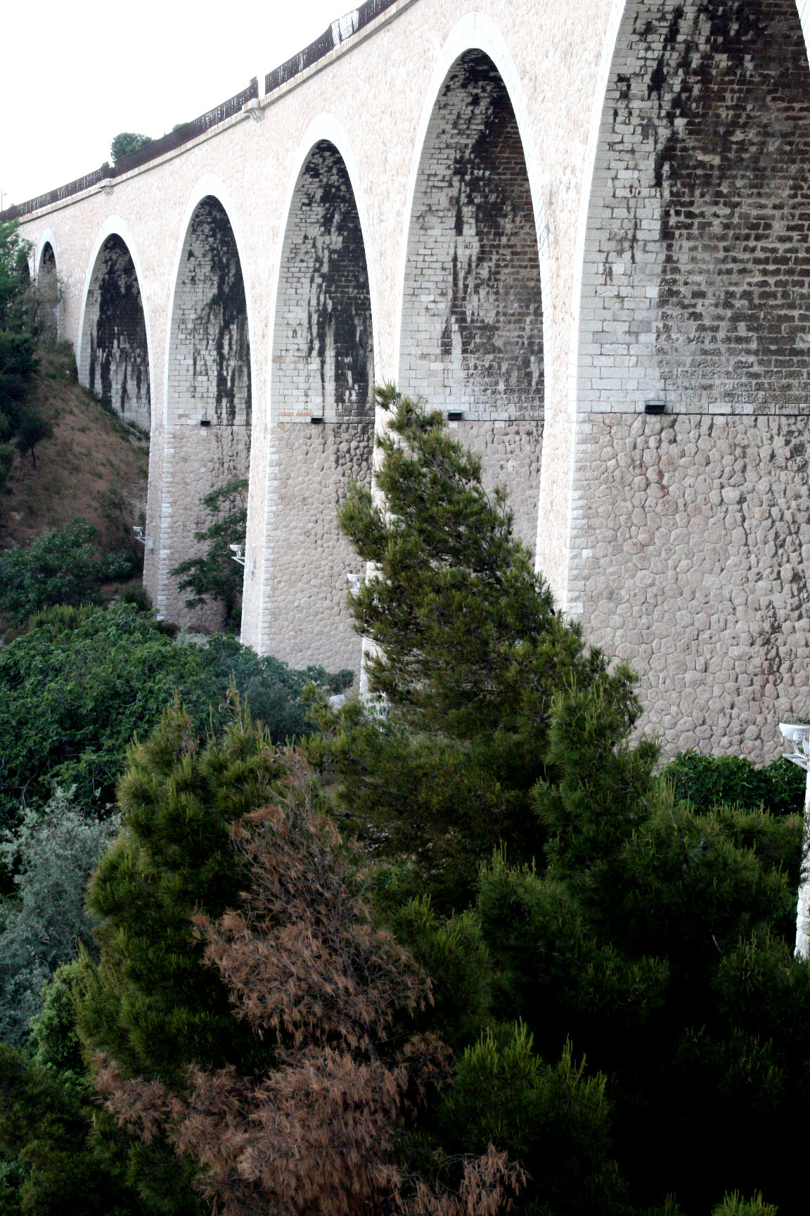 A Little Heart Beat Tour Of France Bridge