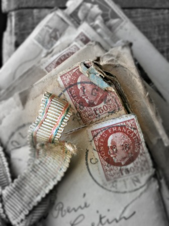 French antique letters