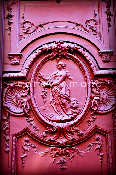 Paris beauty.. Paris beauty..
