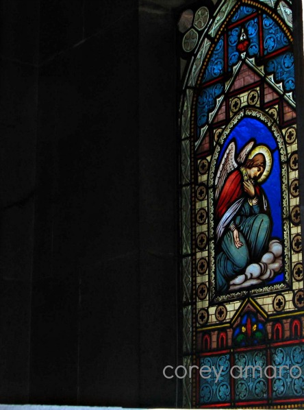 Angel-stain-glass-paris Angel-stain-glass-paris
