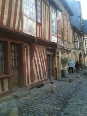 The Land of Queen-a-man. The Land of Queen-a-man.