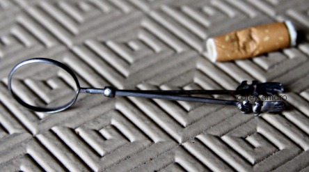 Cigarette holder Cigarette holder