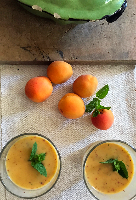 apricot smoothie apricot smoothie