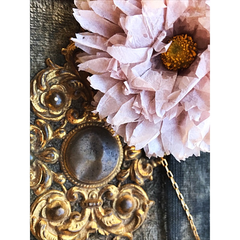 french-antiques-paper-brocante-corey-amaro-the-french-muse 123763DD-AB3B-44D3-82CB-6340B0E50270