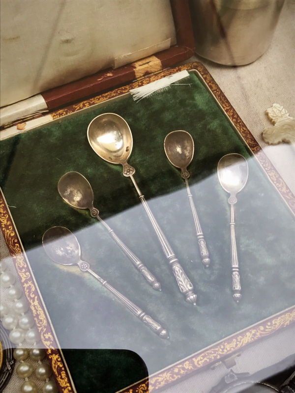 French brocante, corey amaro, living in France, wedding