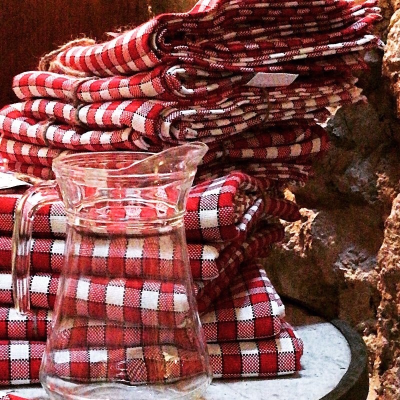 32280086_2140258556208953_372729562733215744_n