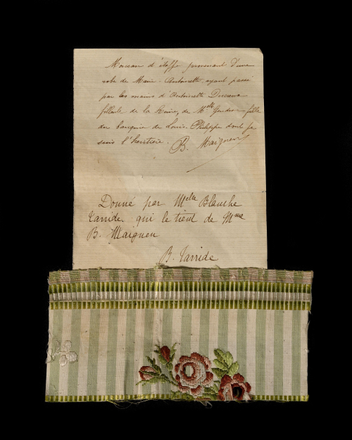 FRAGMENT OF mARIE aNTOINETTE4S DRESS