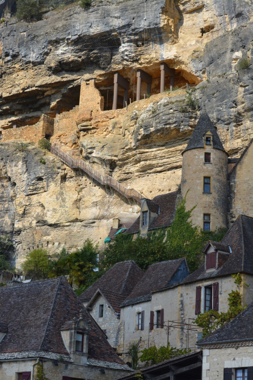 Frank Burgundy Frank Burgundy