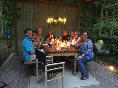 Laurie-annya sharing meal Laurie-annya sharing meal