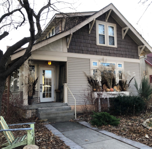 E9A7A5E8-52B3-4643-885E-2E10CA856D45 E9A7A5E8-52B3-4643-885E-2E10CA856D45