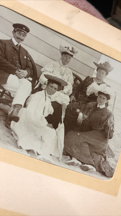 96FB0E05-6FCC-4D10-8902-1D54C8EA5E94 815AD844-DEFC-42E9-BB55-DECBEB1CCD39