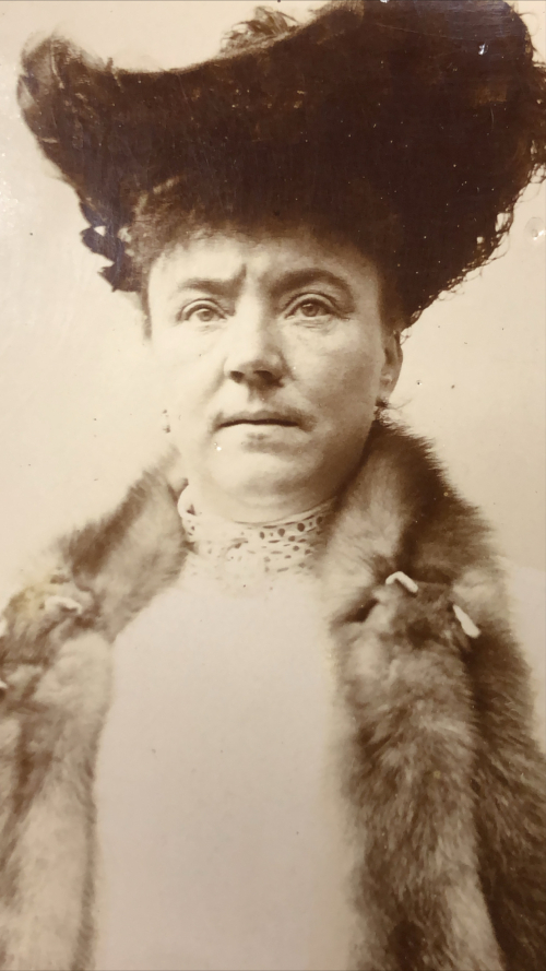 948DA1CE-D6B0-4B29-81BD-48BA0EA47D0C F6907C4F-7CA9-4DA7-86A6-F4C0BD768314