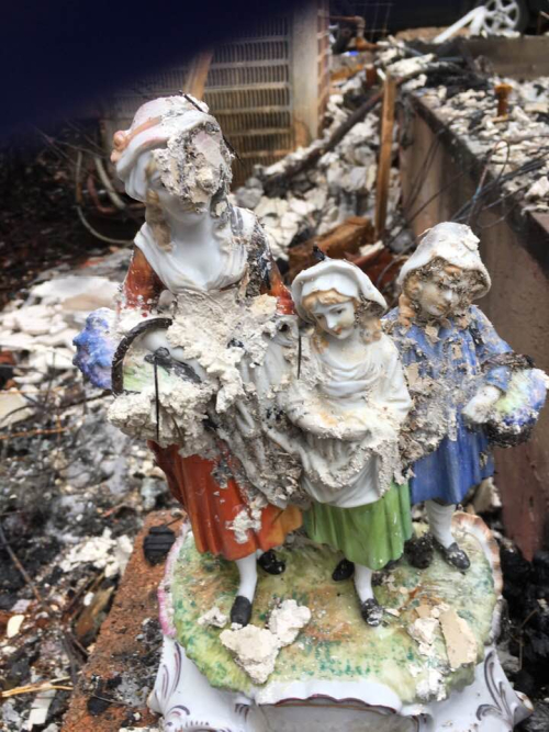 PATRICIA Rich Lloyd Photos of Paradise§ PATRICIA Rich Lloyd Photos of Paradise§